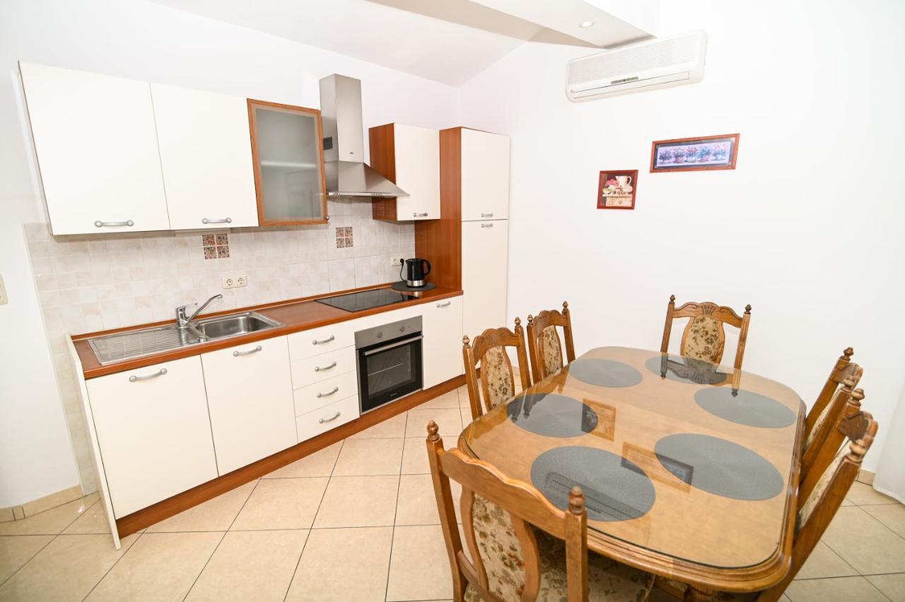 Apartmani Adria Trogir Exterior foto