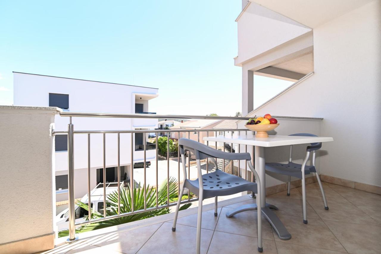 Apartmani Adria Trogir Exterior foto